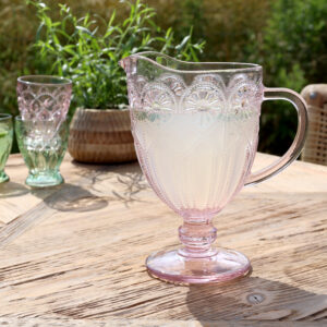 Ljósbleik glerkanna